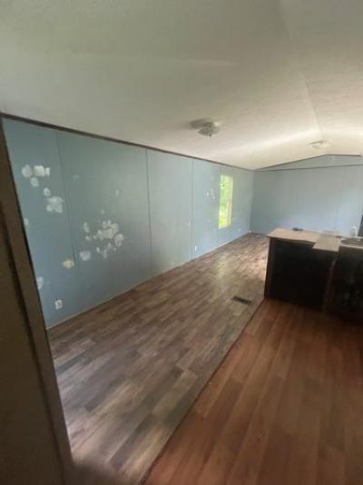 Photo 4 of 9 of home located at 1112 Mount View Rd Hayden, AL 35079