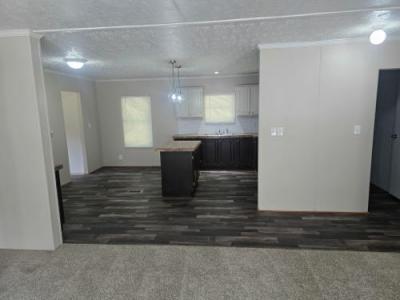 Photo 2 of 10 of home located at 233 Sunnyfield Ln Camden, TN 38320