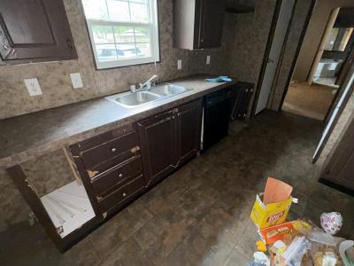 Photo 3 of 9 of home located at 1221 4th Avenue Northeast Carbon Hill, AL 35549