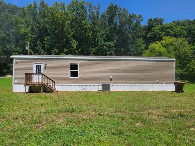 Photo 3 of 16 of home located at 20977 Cairo Hollow Rd Athens, AL 35614