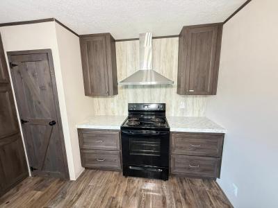 Photo 4 of 13 of home located at 1236 Long Leaf Pine Huffman, TX 77336