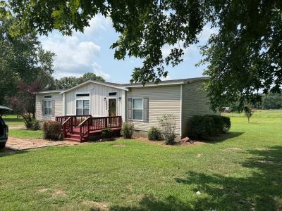 Mobile Home at 2559 Orient Rd West Frankfort, IL 62896