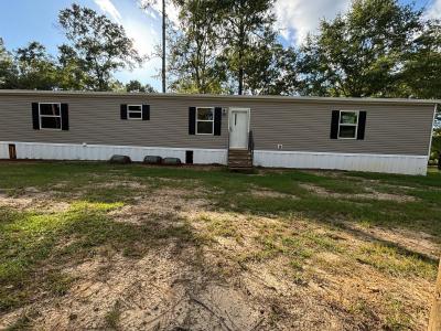 Photo 2 of 17 of home located at 48769 Davis Rd Bay Minette, AL 36507