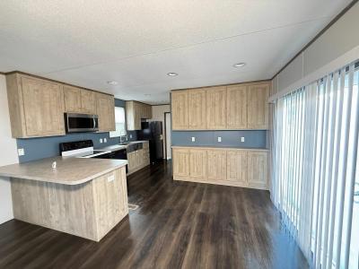 Photo 4 of 13 of home located at 21338 Interstate 10 Vidor, TX 77662