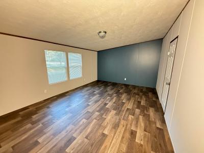 Photo 5 of 10 of home located at 27 County Rd 48730 Dayton, TX 77535