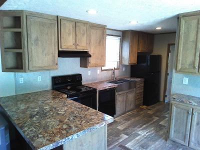 Photo 3 of 19 of home located at 3265 Us Hwy 78 Leeds, AL 35094
