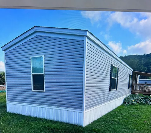 Mobile Home at 1300 County Road 32 Chesapeake, OH 45619