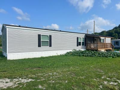 Photo 2 of 14 of home located at 1300 County Road 32 Chesapeake, OH 45619