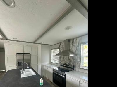 Photo 3 of 14 of home located at 1300 County Road 32 Chesapeake, OH 45619
