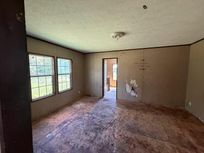 Photo 5 of 9 of home located at 130 Bill Bragg Morton Road Henderson, NC 27537