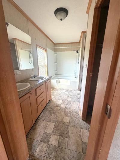 Photo 4 of 9 of home located at 8986 State Route 775 Patriot, OH 45658