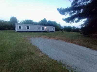 Photo 2 of 15 of home located at 318 Greenfield Rd McCormick, SC 29835