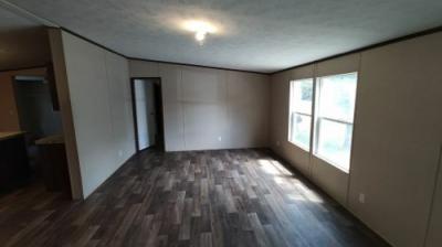 Photo 4 of 21 of home located at 803 Lakeview Dr Somerville, TX 77879