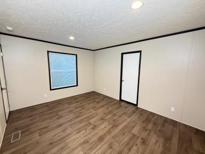 Photo 5 of 12 of home located at 8903 C E King Pkwy Trlr 185 Houston, TX 77044