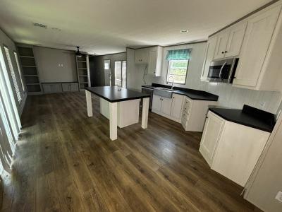 Photo 5 of 16 of home located at 584 Fm 1903 Greenville, TX 75402