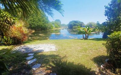 Photo 4 of 14 of home located at 3311 NW 64 Ct Coconut Creek, FL 33073