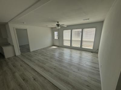 Photo 3 of 13 of home located at 10310 Kolbe Ct Conroe, TX 77303