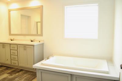 Photo 5 of 11 of home located at 8044 W Xavier St Conroe, TX 77303