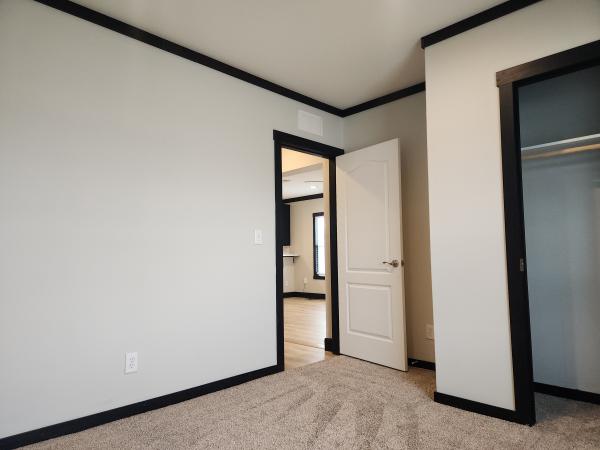 2022 Clayton 32DEV28603a Mobile Home