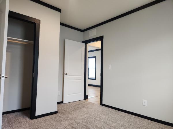 2022 Clayton 32DEV28603a Mobile Home