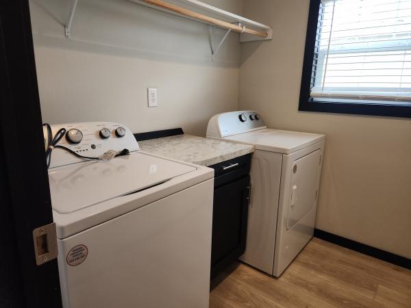 2022 Clayton 32DEV28603a Mobile Home