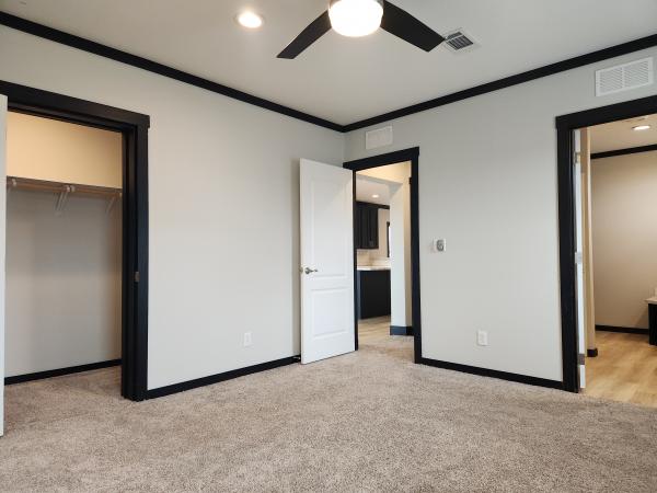 2022 Clayton 32DEV28603a Mobile Home