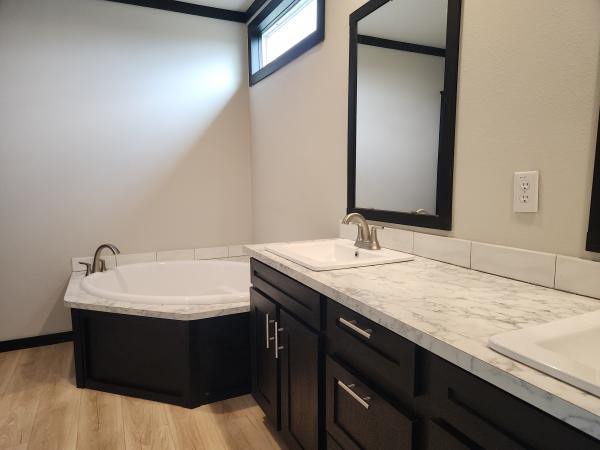 2022 Clayton 32DEV28603a Mobile Home