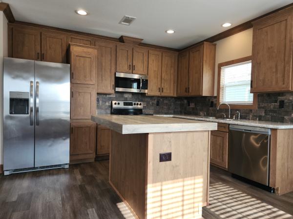 2022 Clayton 32DEV28443C Mobile Home