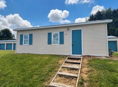 Mobile Home at 5130 W Paradise Quincy, IL 62305