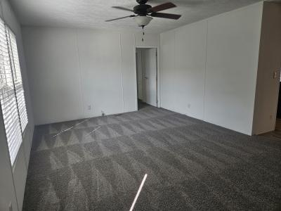 Photo 5 of 21 of home located at 240 Camden Crossing #169 Clarksville, TN 37040