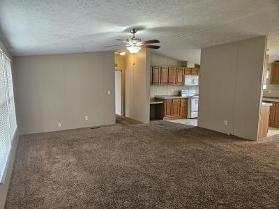 Photo 5 of 23 of home located at 159 Lynnwood Circle #238 Clarksville, TN 37040
