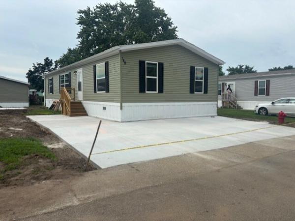 2026 Champion RAPB2448H32384 Mobile Home