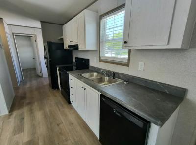 Photo 3 of 23 of home located at 21 Rose Lane Mount Dora, FL 32757