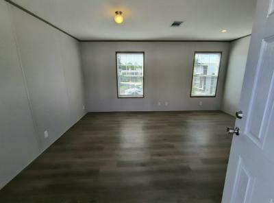 Photo 5 of 23 of home located at 21 Rose Lane Mount Dora, FL 32757