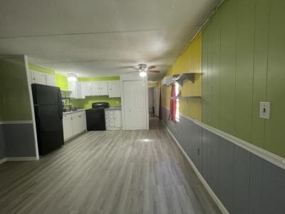 Photo 2 of 20 of home located at 13043 Lemon Avenue Grand Island, FL 32735