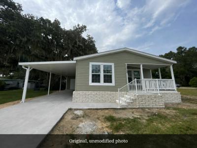 Photo 2 of 20 of home located at 13048 Orange Avenue Grand Island, FL 32735
