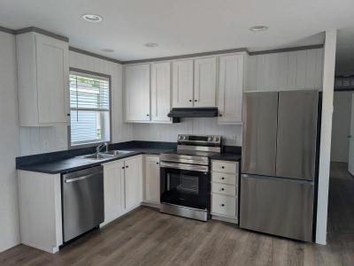 Mobile Home at 2305 Redland Rd Lot 157 Indianapolis, IN 46234