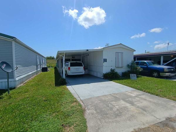1993  Mobile Home For Sale