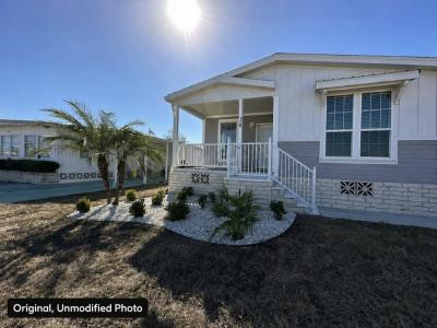 Photo 2 of 17 of home located at 928 Bonaire Avenue Venice, FL 34285