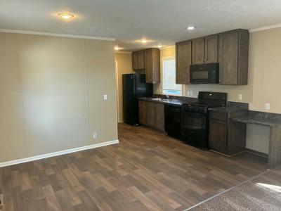 Photo 3 of 7 of home located at 9937 Julie Drive Site #126 Ypsilanti, MI 48197