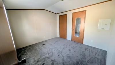 Photo 5 of 9 of home located at 2704 Cour Regis Saint Clair, MI 48079