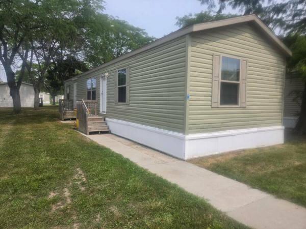 Photo 1 of 2 of home located at 2619 Gemini Street Saginaw, MI 48601
