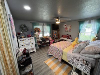 Photo 3 of 20 of home located at 12720 U.s. Hwy. 92 C2107 Dover, FL 33527