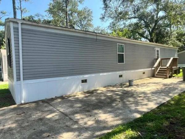 Photo 1 of 2 of home located at 1717 Burgandy Blvd Tallahassee, FL 32303