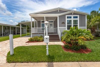 Photo 5 of 25 of home located at 19 Appletree Lane Naples, FL 34112