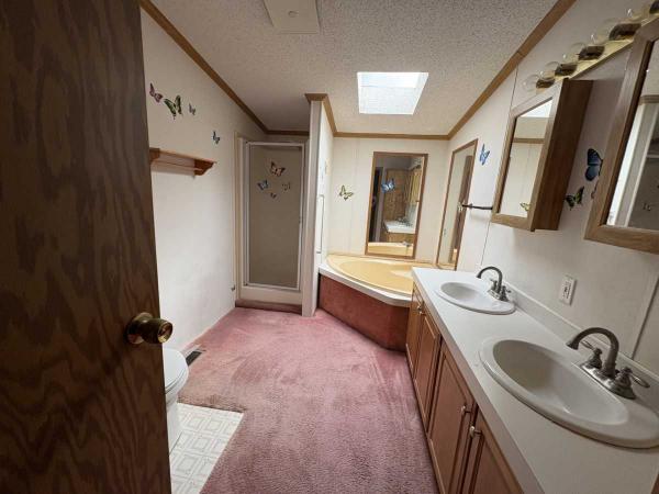 1993 Century Mobile Home