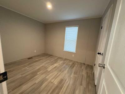 Photo 5 of 10 of home located at 548 Selkirk Mount Morris, MI 48458