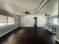 1994 SKYLINE WOOD MANOR Manufactured Home