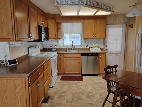 1978 Style Mobile Home For Sale