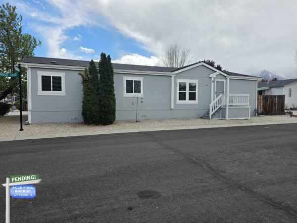 2002 FLEETWOOD Mobile Home For Sale
